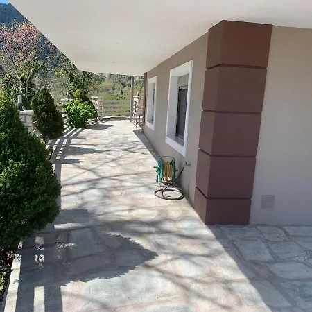 Vila Konstantakos Michail